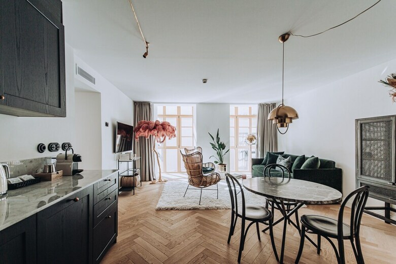 Hotel Ocho Suites & Kitchen