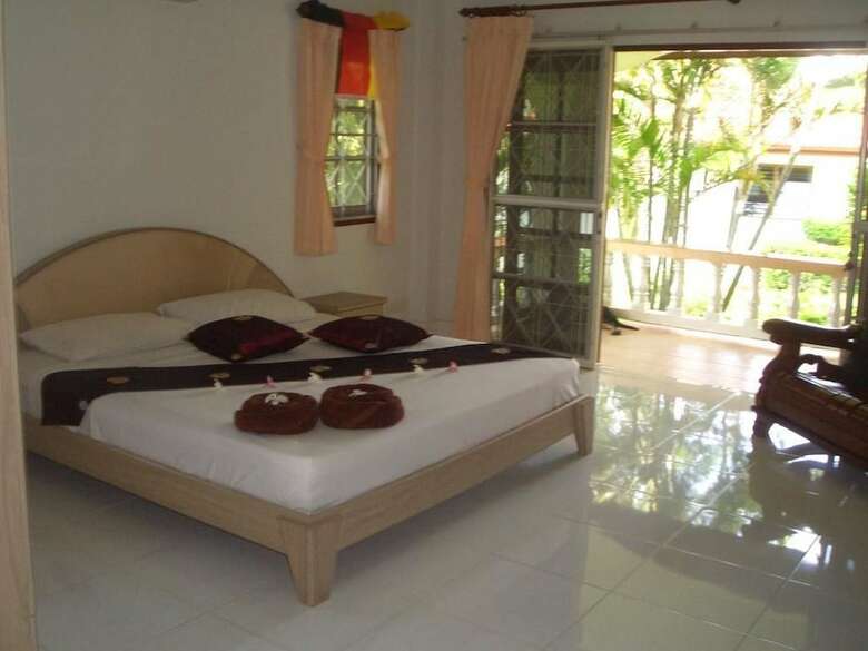 Hotel Smile House And Pool
