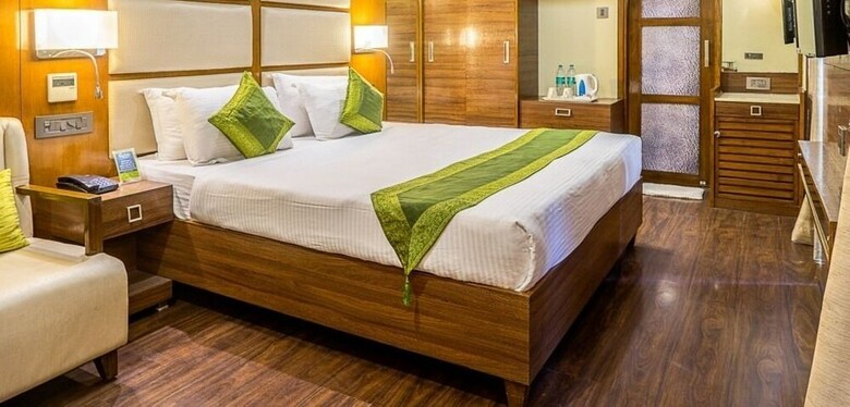Super Inn Armoise Hotel