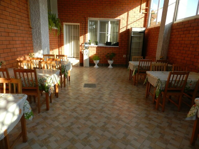 Hotel Maro Guest House