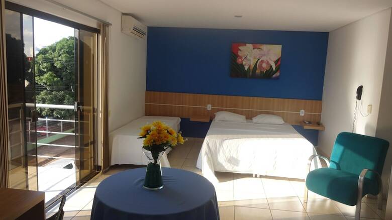 Almeidas Hotel