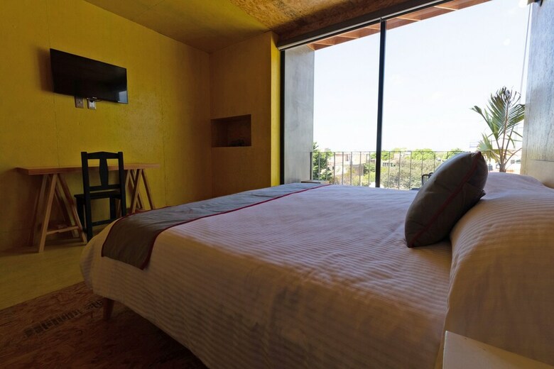 Momotus Hotel