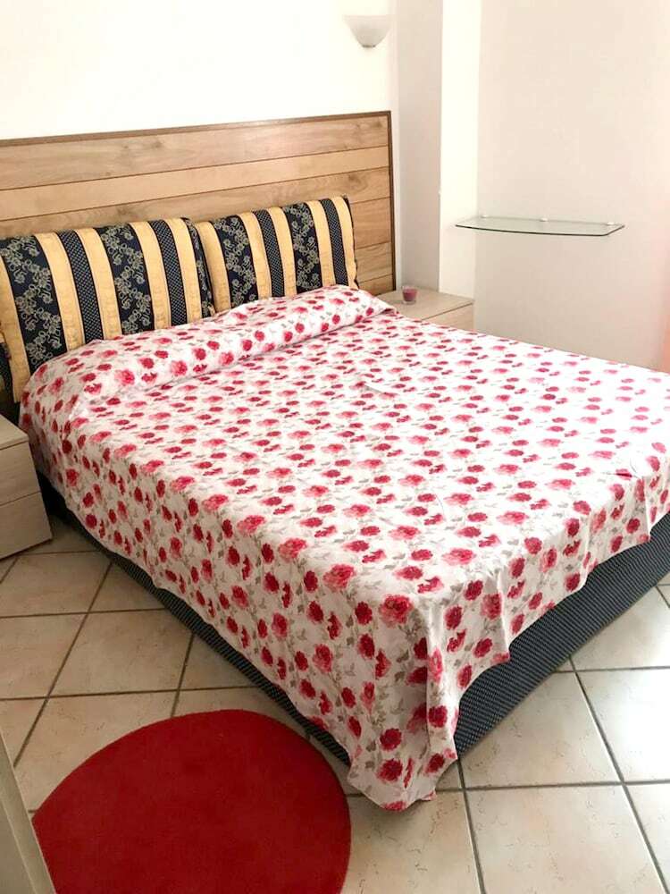 House With 2 Bedrooms In Badalucco - 8 Km From The Beach