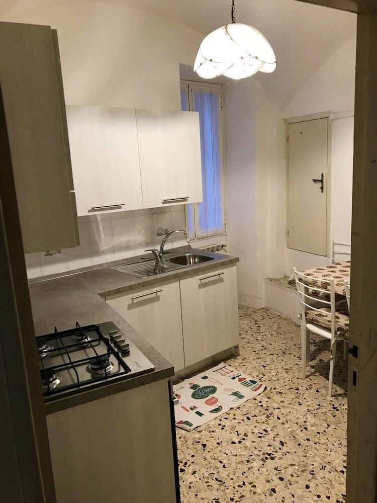 House With 2 Bedrooms In Badalucco - 8 Km From The Beach