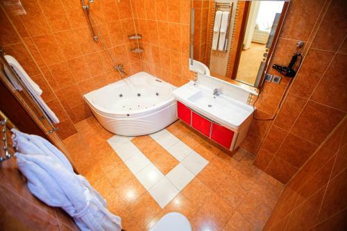 Aparthotel Astola Hotel