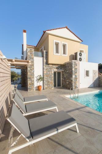 Virginia Luxury Villas