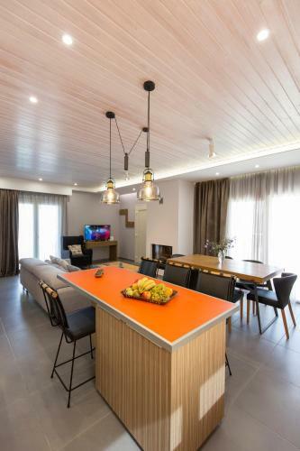 Virginia Luxury Villas