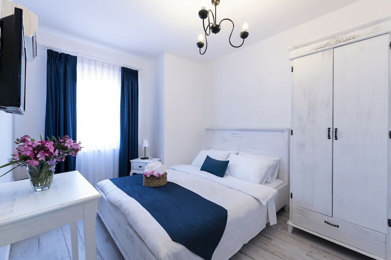 Hotel Teos Otel