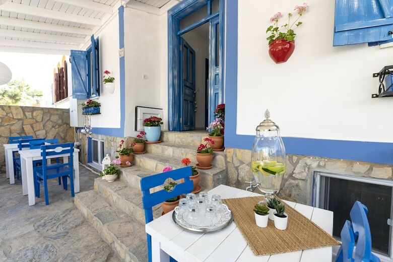 Hotel Teos Otel