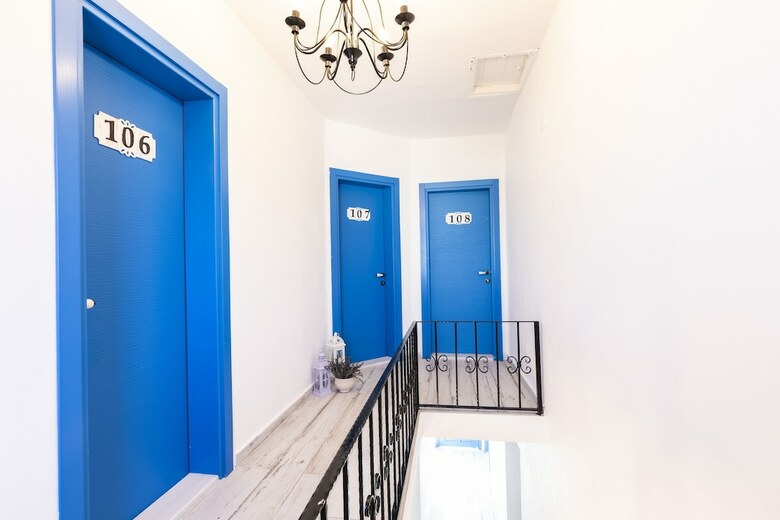 Hotel Teos Otel