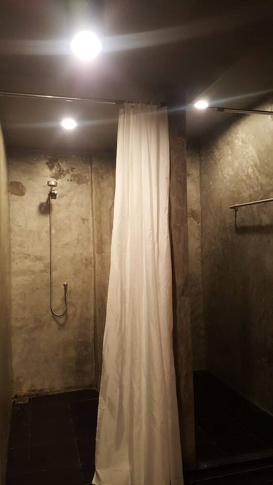 Hostal 8 Sleeper Street