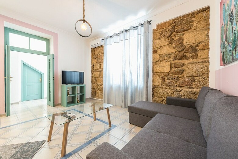 Apartamentos Stone-built Kerameikos Hideaway