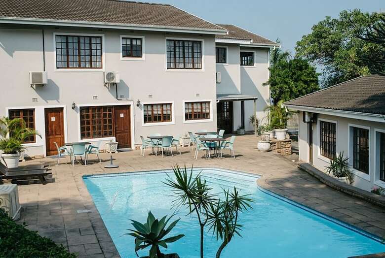 Hotel African Sands Bed & Breakfast