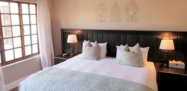 Hotel African Sands Bed & Breakfast