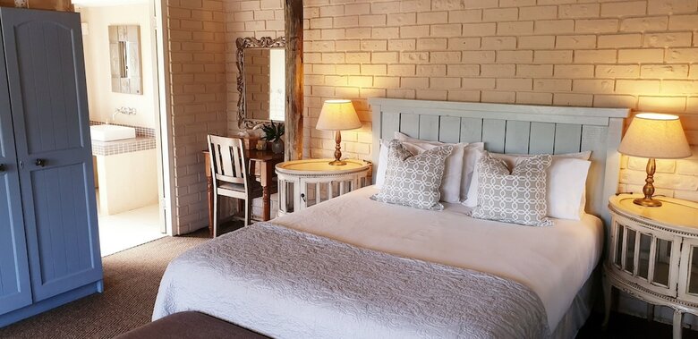 Hotel African Sands Bed & Breakfast