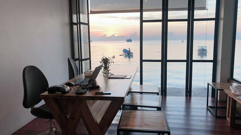 Blue Tao Beach Hotel