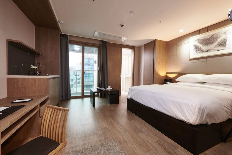 Hotel New Raon Stay