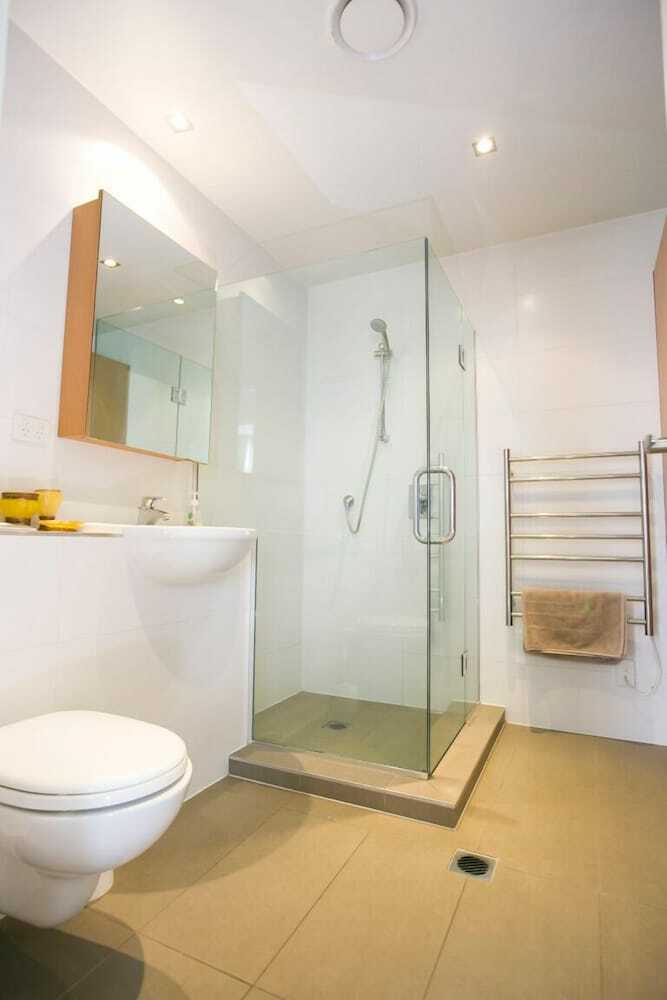 Apartamentos Epsom Central Modern 3brd Apt