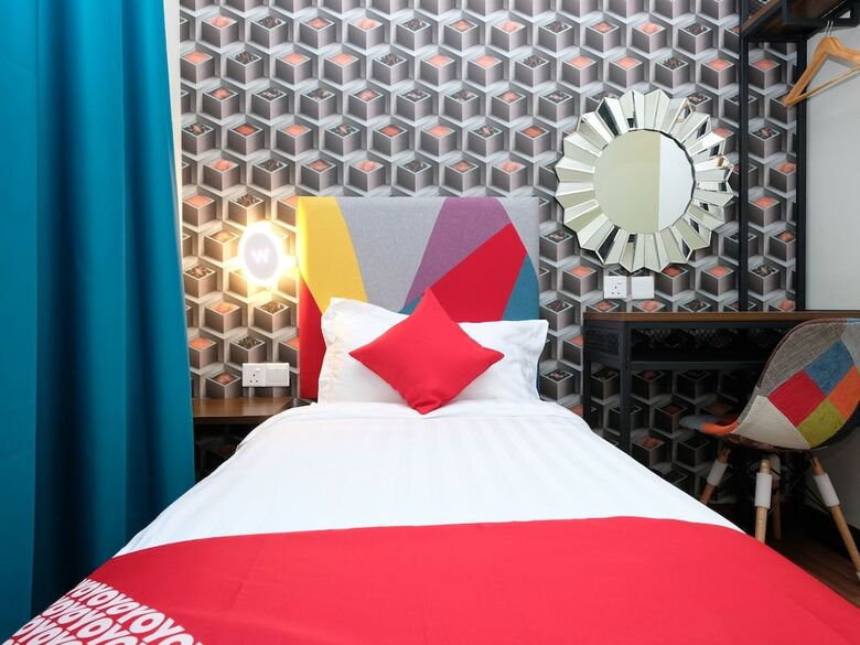 Oyo 1139 W Hotel Cemerlang