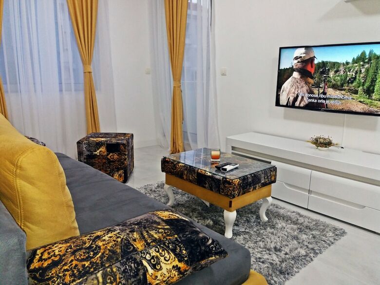 de Luxe City Apartments