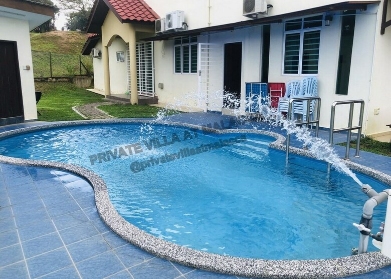 Private Villa With Pool By Azra
