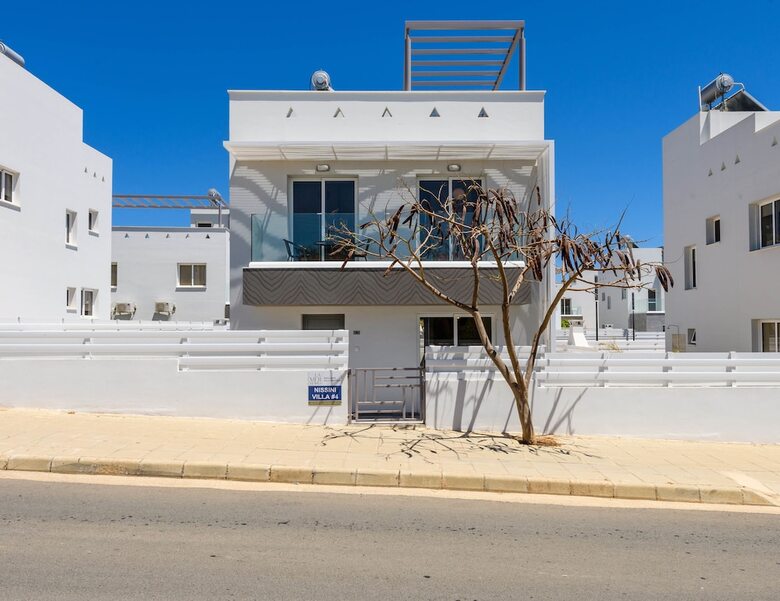 Nissini Villa 4
