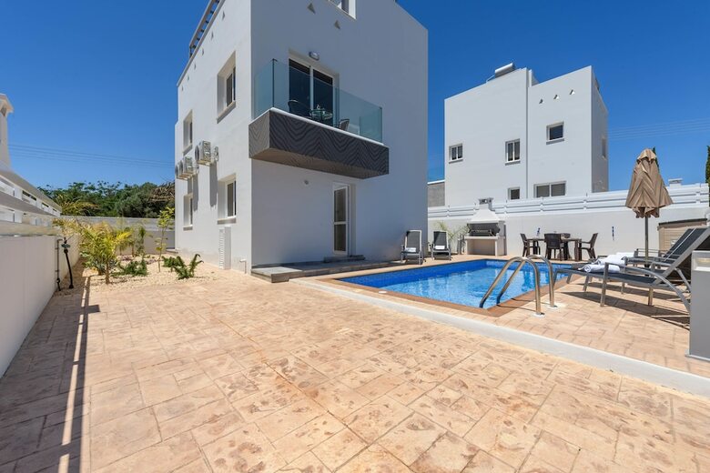 Nissini Villa 4