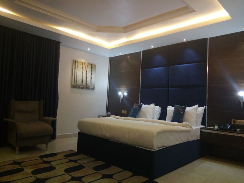 Saabhi Hotel Jabi