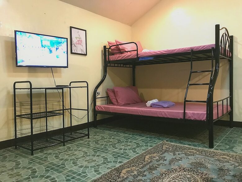 Loria Hotel Tagaytay