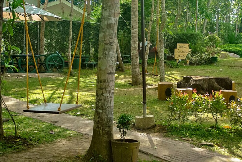 Loria Hotel Tagaytay