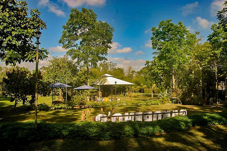 Loria Hotel Tagaytay