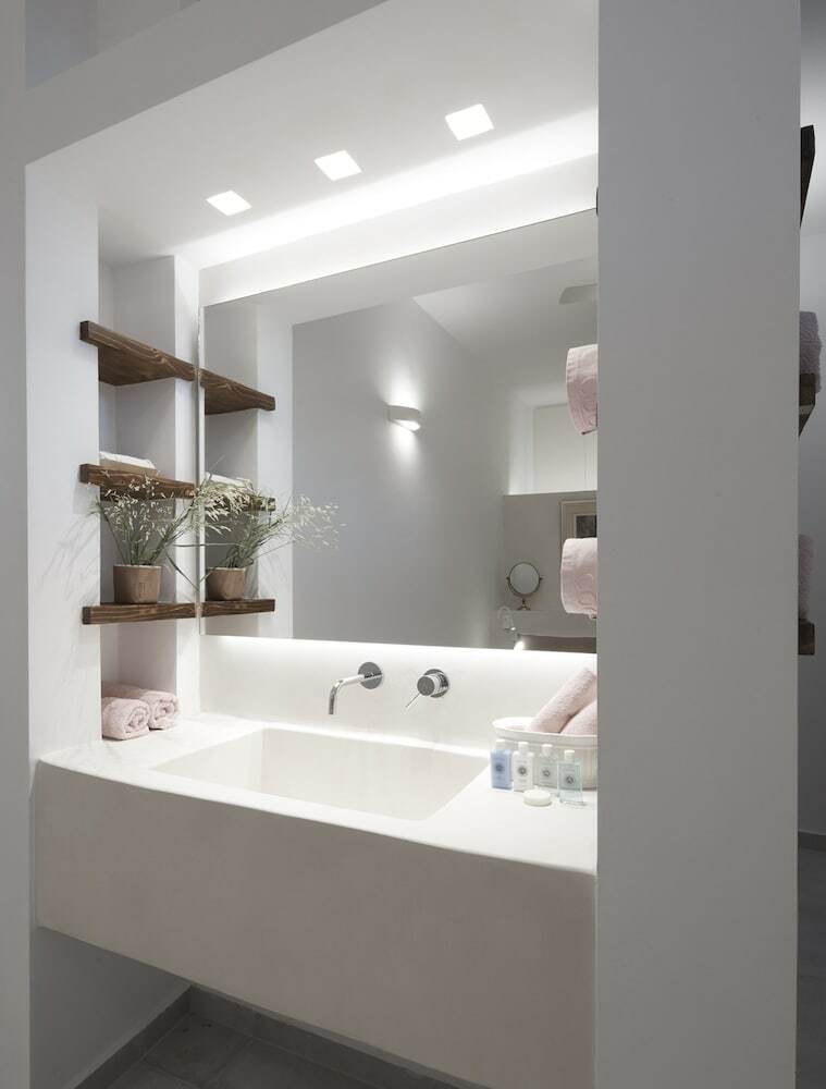Alchemy Luxury Villa
