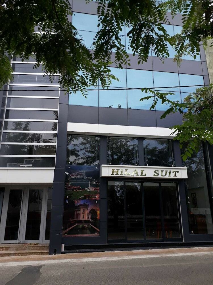 Hilal Suite