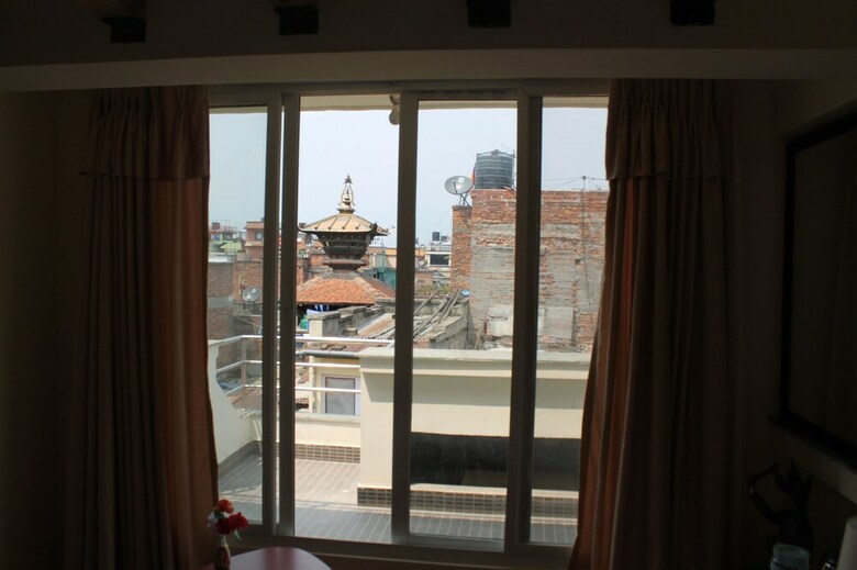 Hotel Peace Gallery Inn
