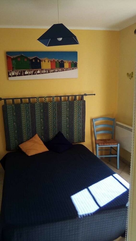 Hotel Chambre De Codo - Chambre D'hotes