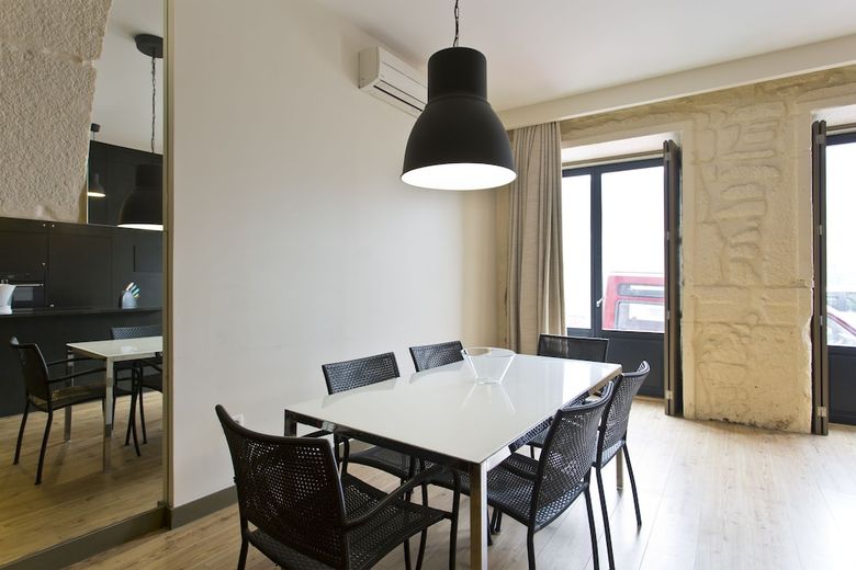 Rva Gustavo Eiffel Apartments