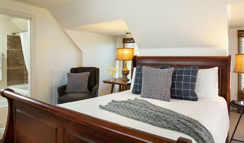 Bed & Breakfast Captain Nickels Inn