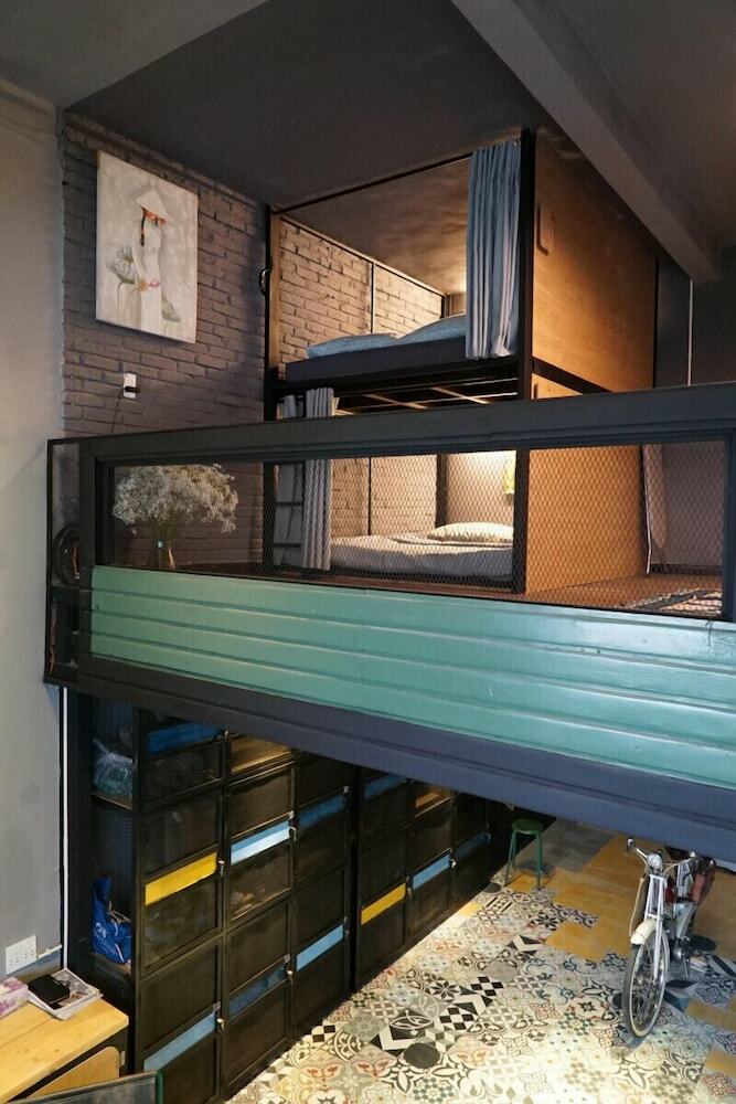 Lela Homestay Saigon - Hostel