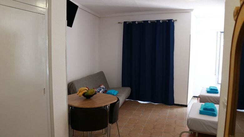 Apartamentos Estudios Mundobooking