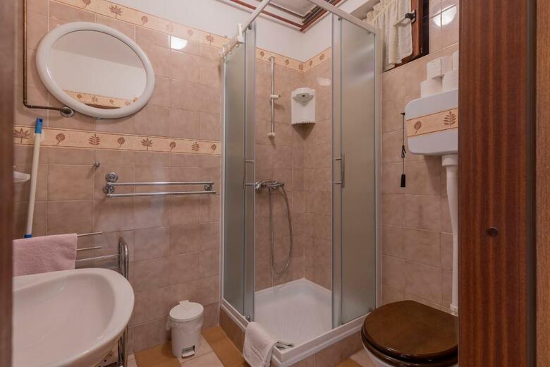 Apartments Crevatin