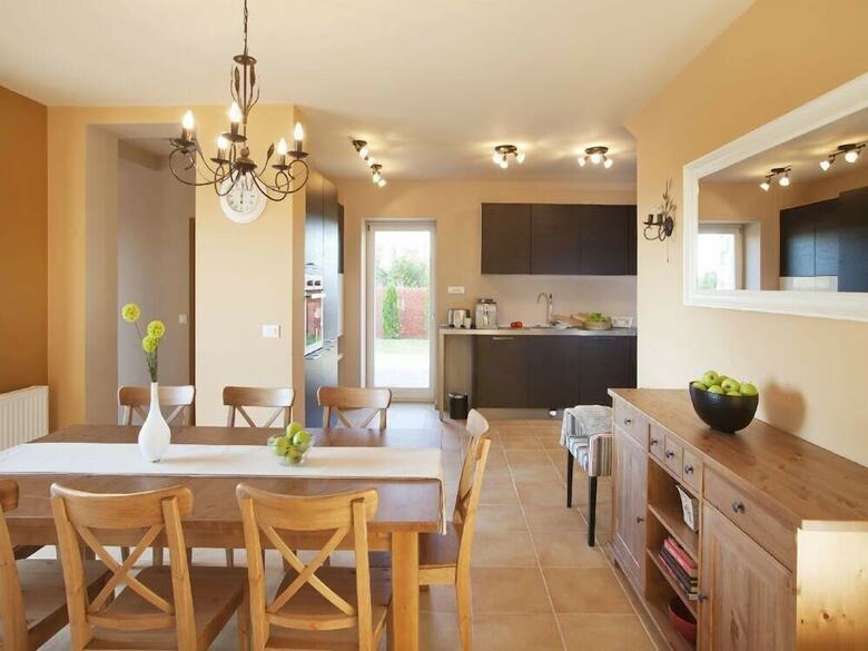 Villas Modena & Luxoria