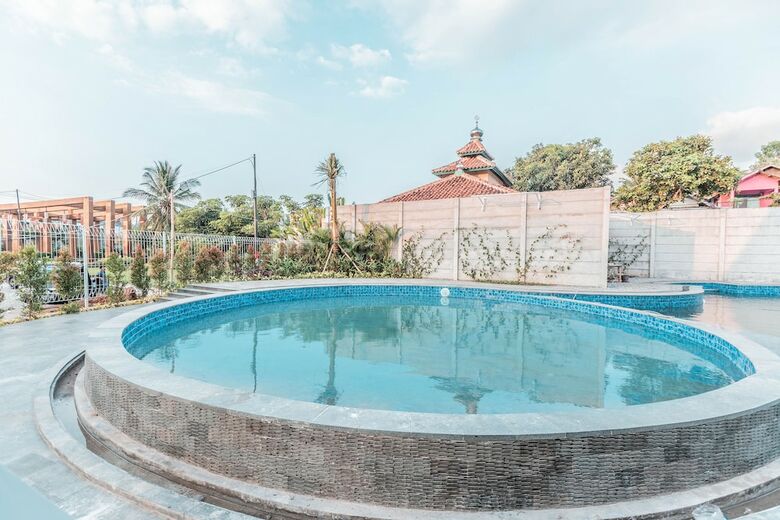 Hotel Collection O 9 Villa Ubud Anyer
