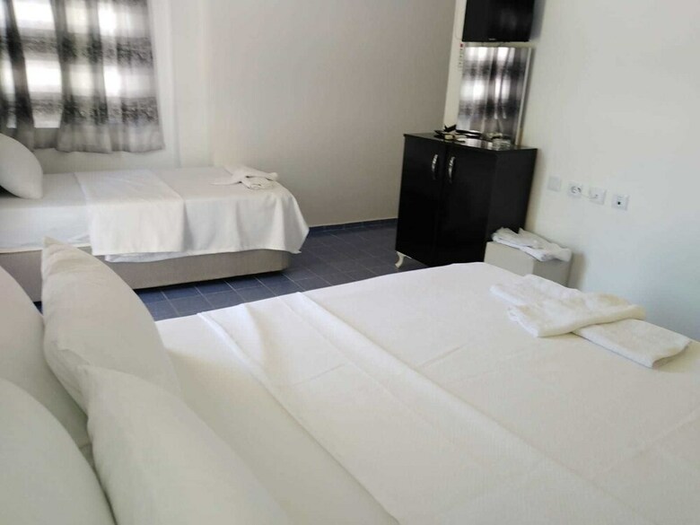 Hotel Akbuk Otel Restaurant