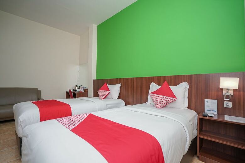 Oyo 987 Hotel Bina Darma