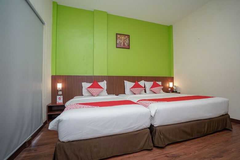 Oyo 987 Hotel Bina Darma