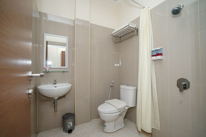 Oyo 987 Hotel Bina Darma