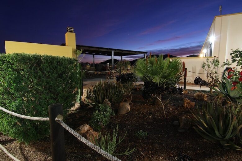 Hostal Los Palmitos Hospeder�a Rural