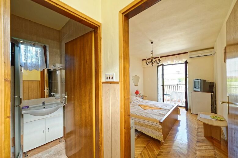 App And Rooms Marojevic