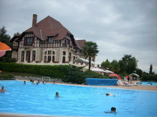Cazaleres Villa 14