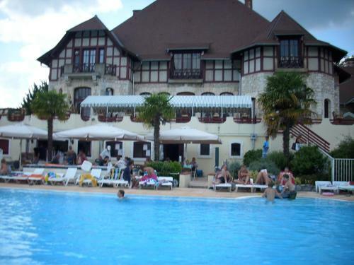 Cazaleres Villa 14